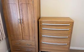 Spacious, Quiet, Sleeps 13, 3 Bathrooms, 2 Parking, Park, Kia1